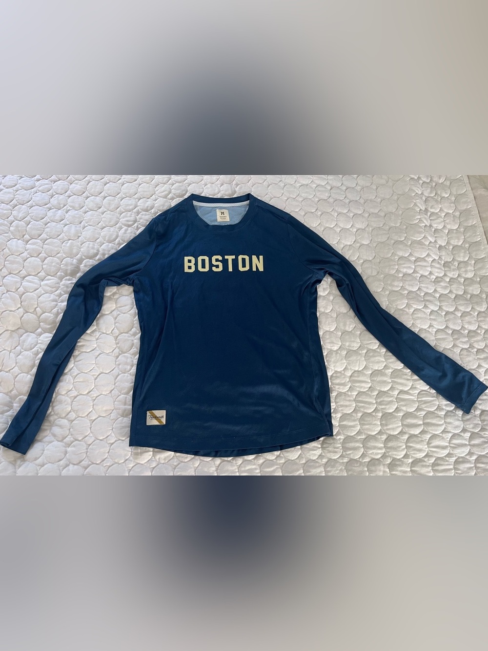 Tracksmith Women’s Boston Long-Sleeve Shirt Size Medium